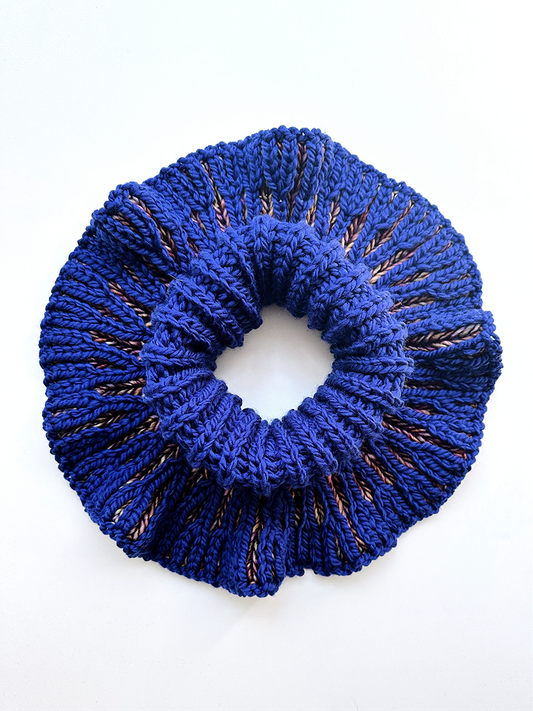 Frill Seeker Neck Warmer - Indigo