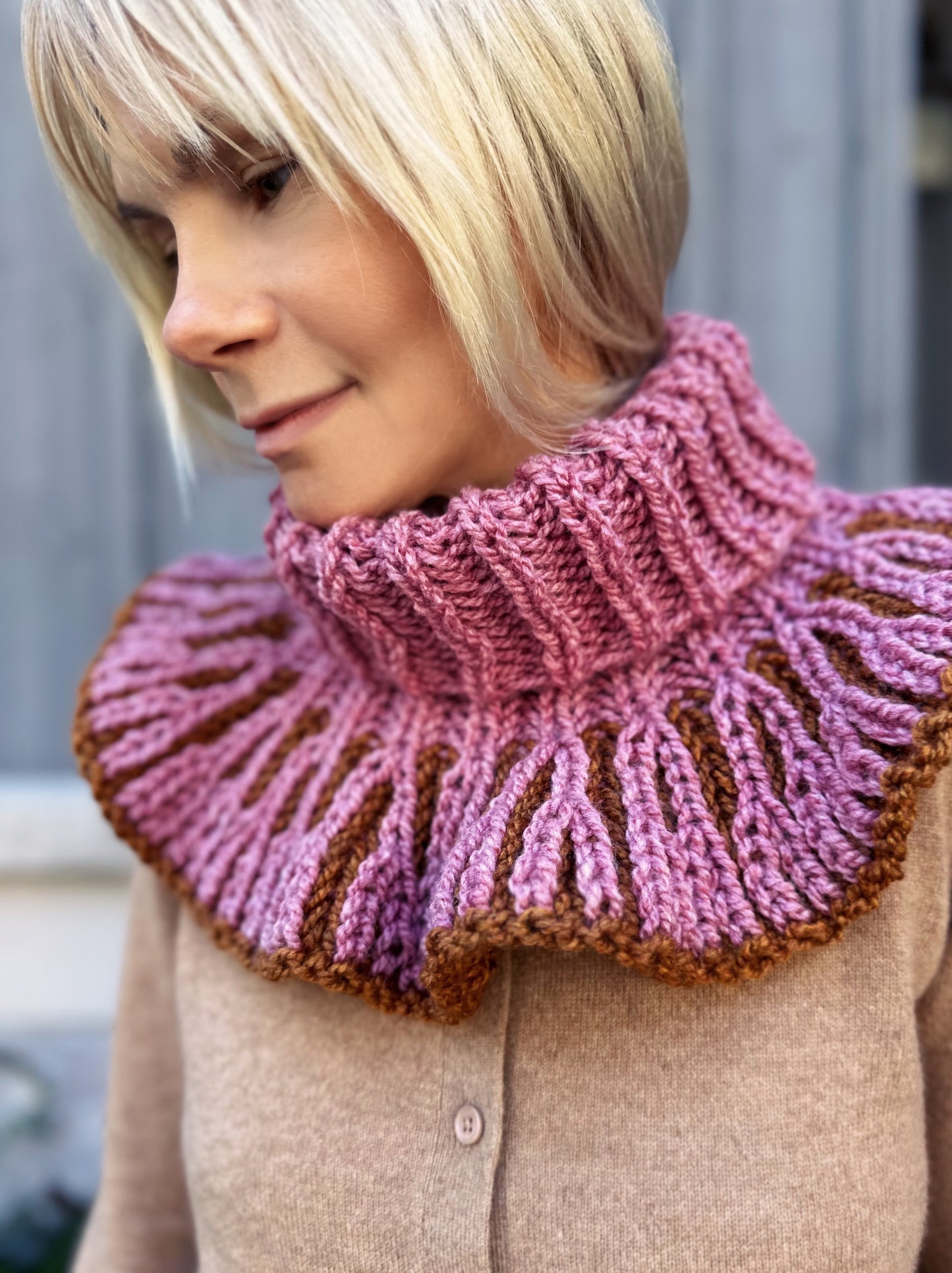 Frill Seeker Neck Warmer - Hypoallergenic Blush