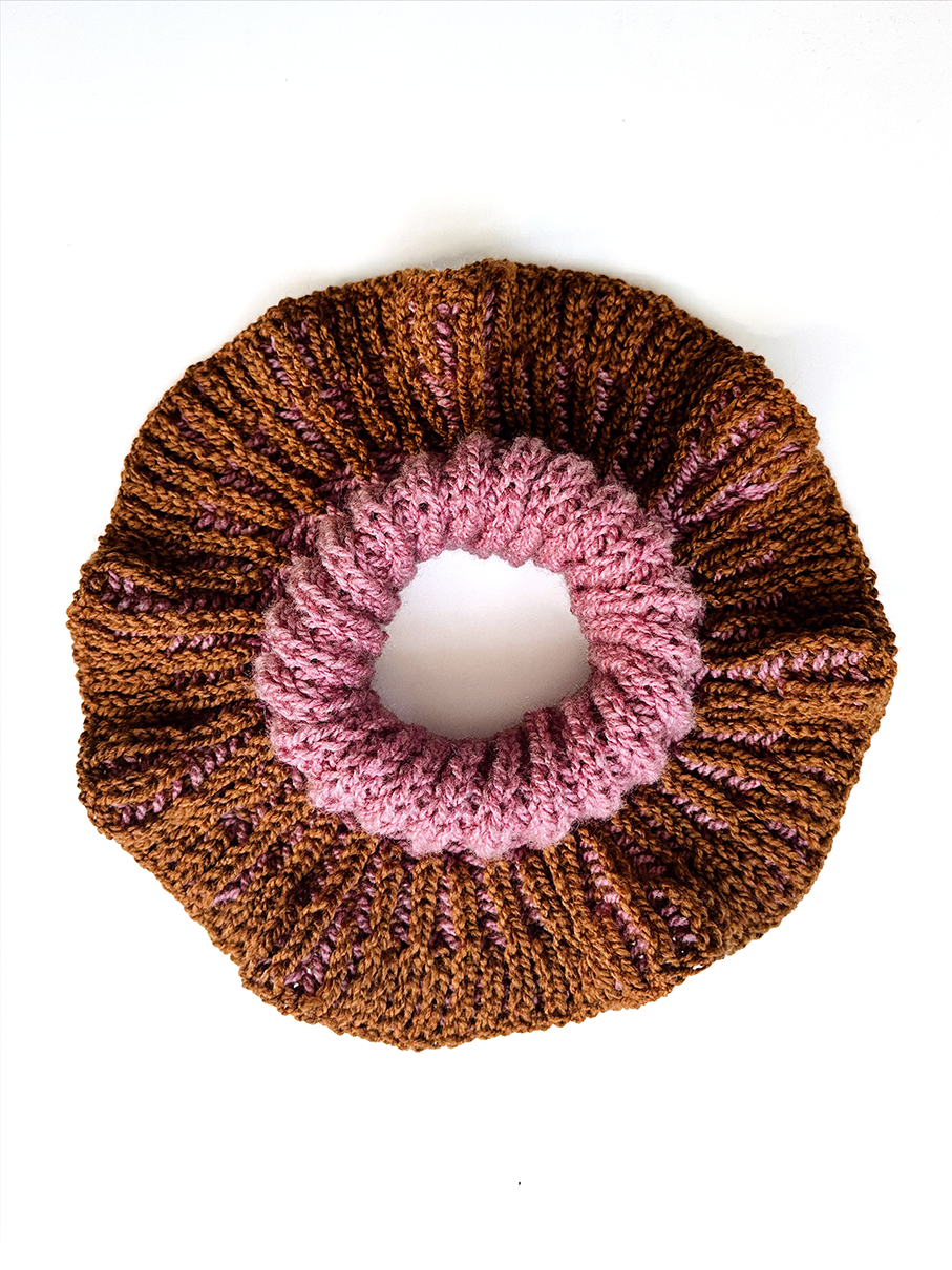 Frill Seeker Neck Warmer - Hypoallergenic Blush